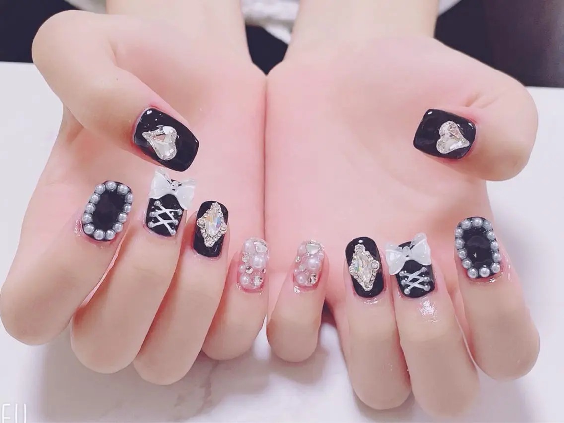 ネイル ハンドネイル ネイルサロン エクラ 🌹【スカルプ専門】のネイルデザイン