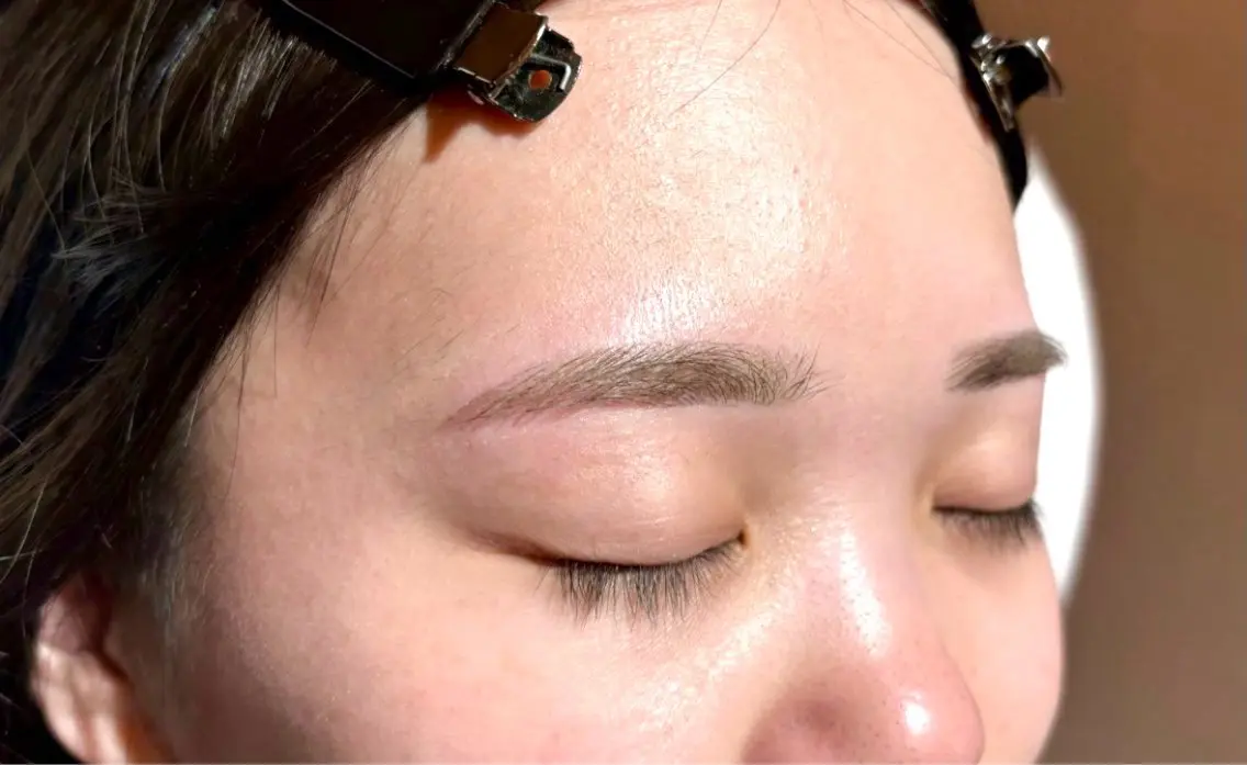 アイブロウ 眉毛ワックス脱毛 aki /nail🎀のネイルデザイン