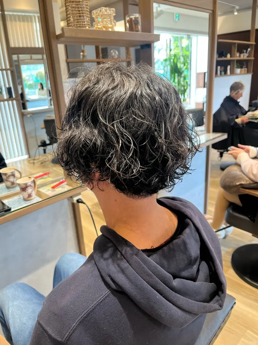 ショート カット パーマ 樋口 莉奈のヘアスタイル