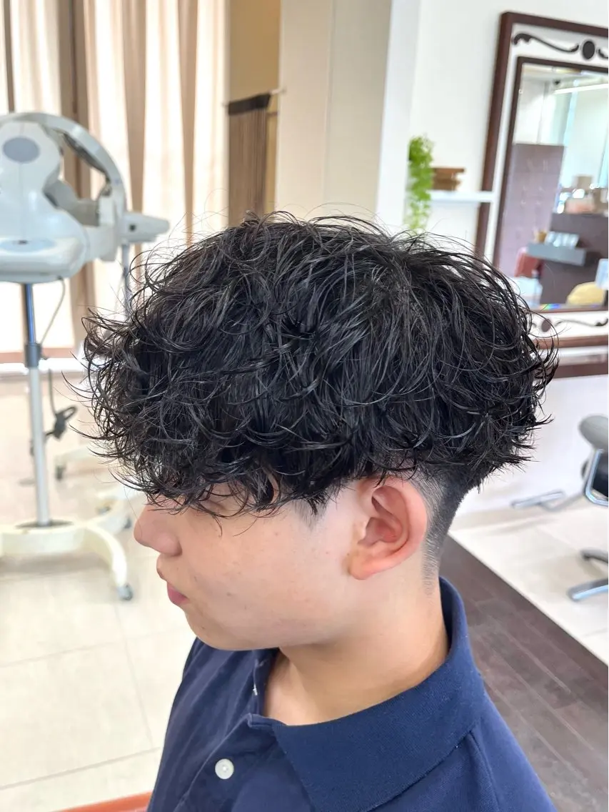 ショート パーマ メンズ マッシュ メンズパーマ 刈り上げ 🧊メンズ特化🧊 高木航希のヘアスタイル