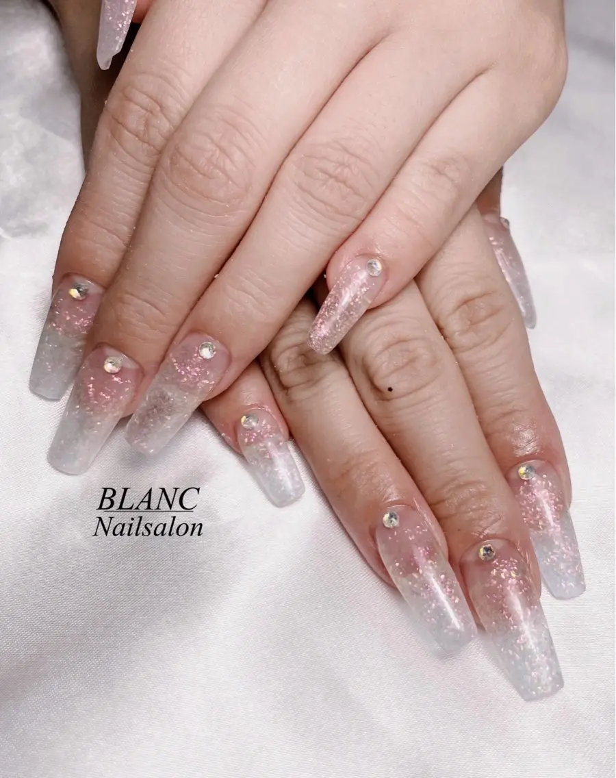 ネイル クリアネイル ラメ(グリッター) ニュアンスネイル スカルプネイル 夏ネイル ハンドネイル BLANC.nail yuuのネイルデザイン