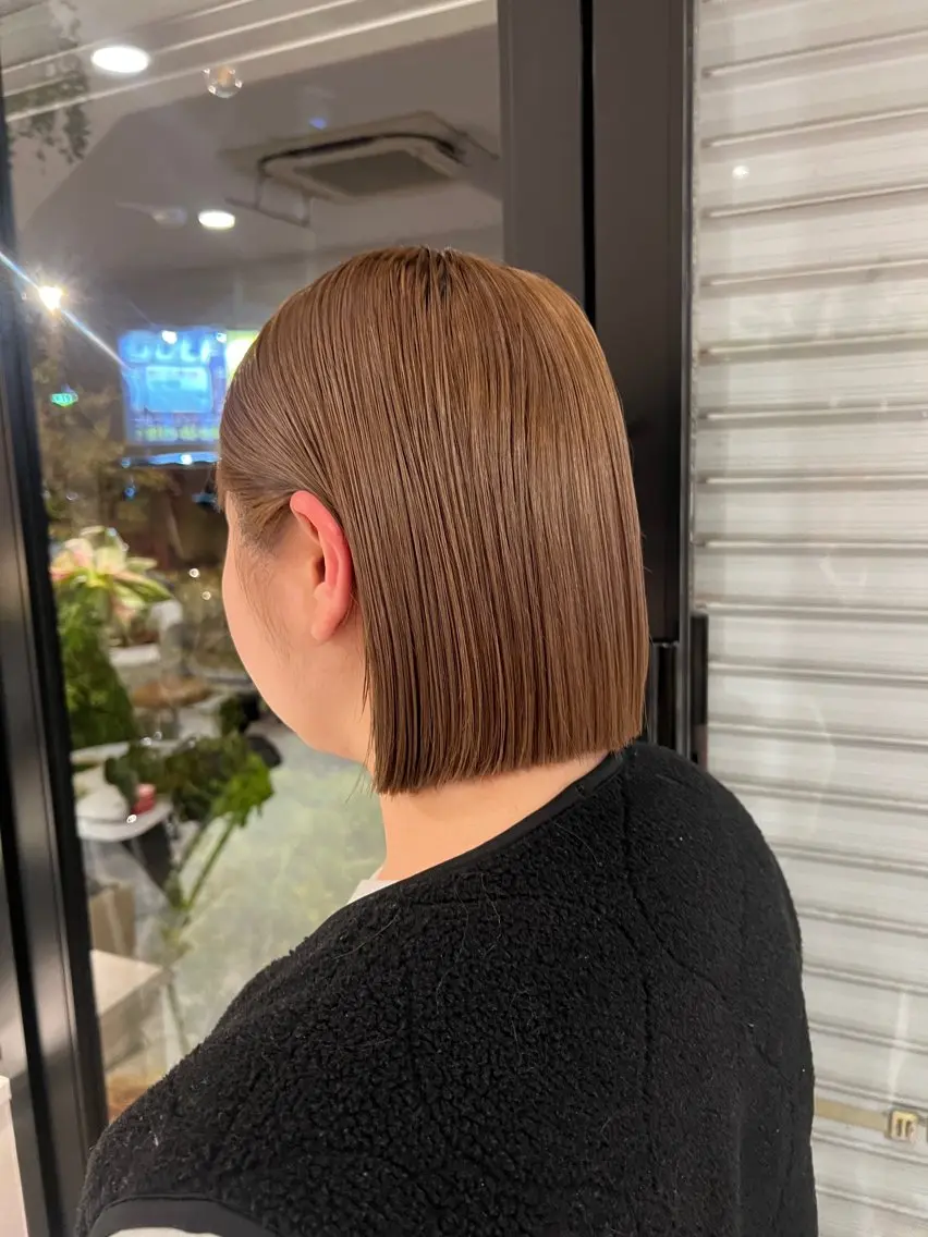 ミディアム ボブ 和泉市フルール 古賀　薫のヘアスタイル