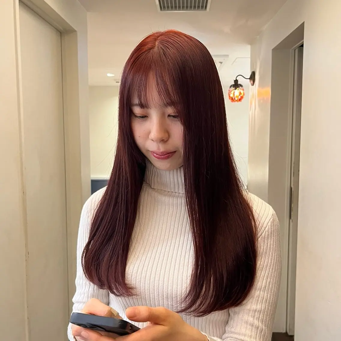 ロング カラー レッドカラー ヘアカラー るな/暖色、 ベージュカラー🎀のヘアスタイル