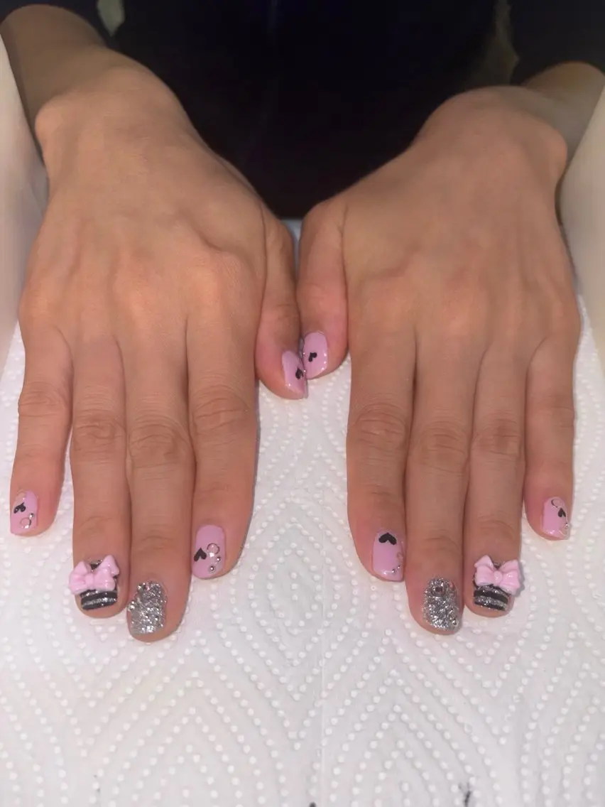 ネイル VENUSBELT しま🐆のネイルデザイン
