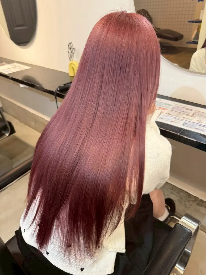 ロング カラー ヘアカラー LUCK ユナのヘアスタイル