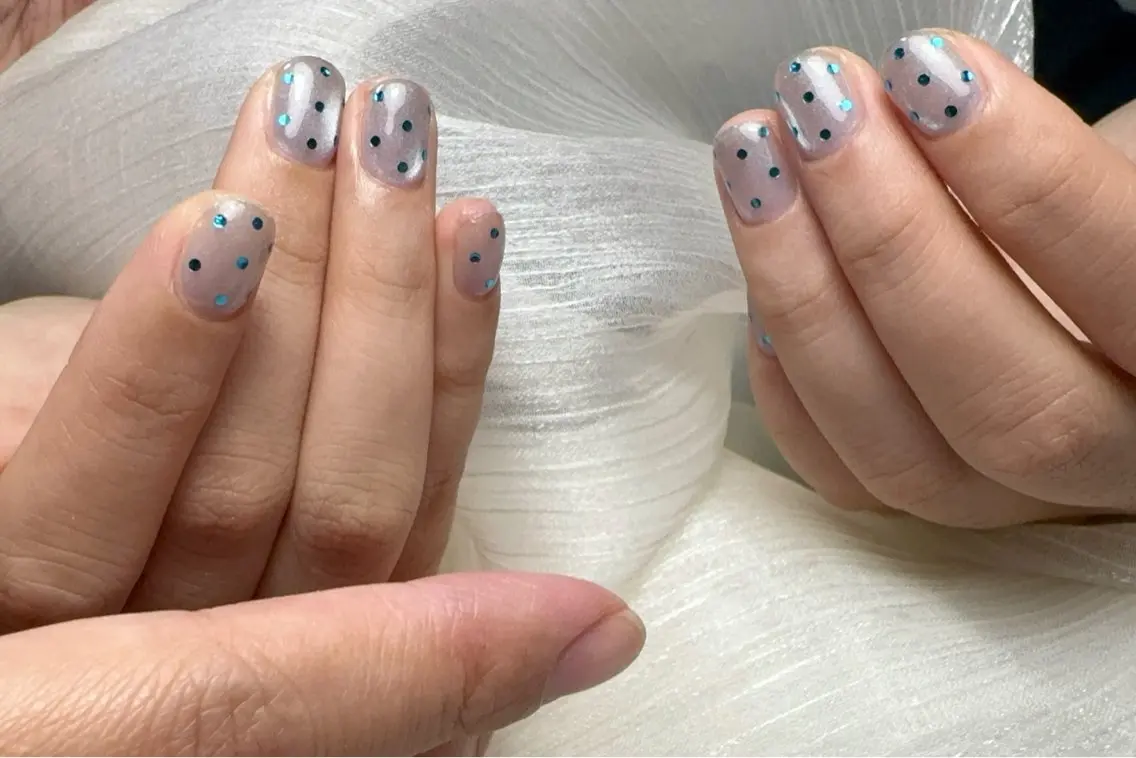 ネイル ハンドネイル Yuka 長さ出し&デザインのネイルデザイン