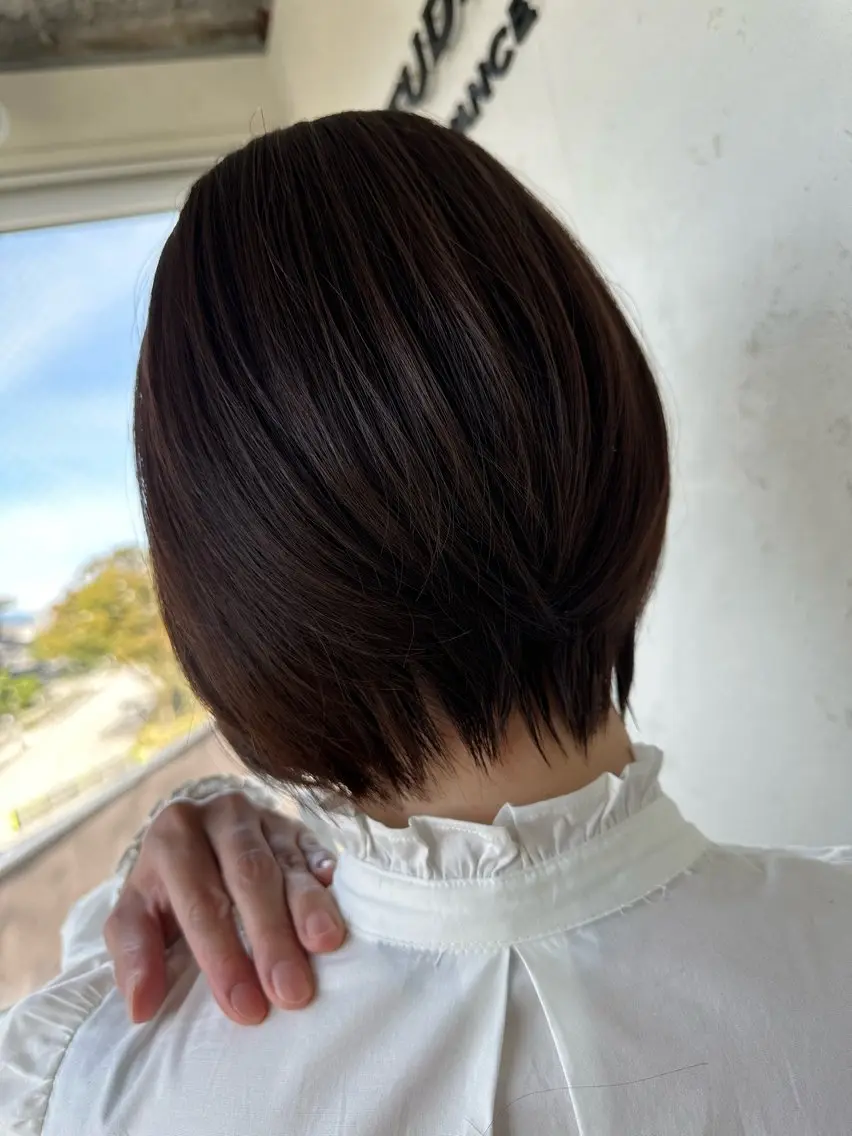 ショート アッシュ ボブ くびれヘア ハイライト 髪質改善 うる艶カラー美容師 ayumiのヘアスタイル