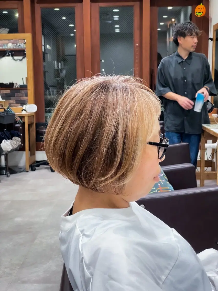 ショート カラー ハイライトカラー ボブ ハイライト ショートヘア カット ゆうと/ショート /ショートボブ/ボブのヘアスタイル