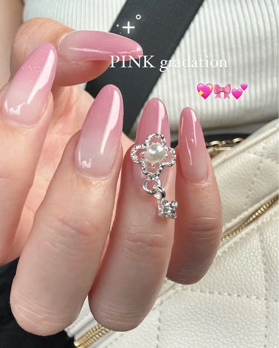 ネイル グラデーション シンプルネイル beautiful meみくのネイルデザイン