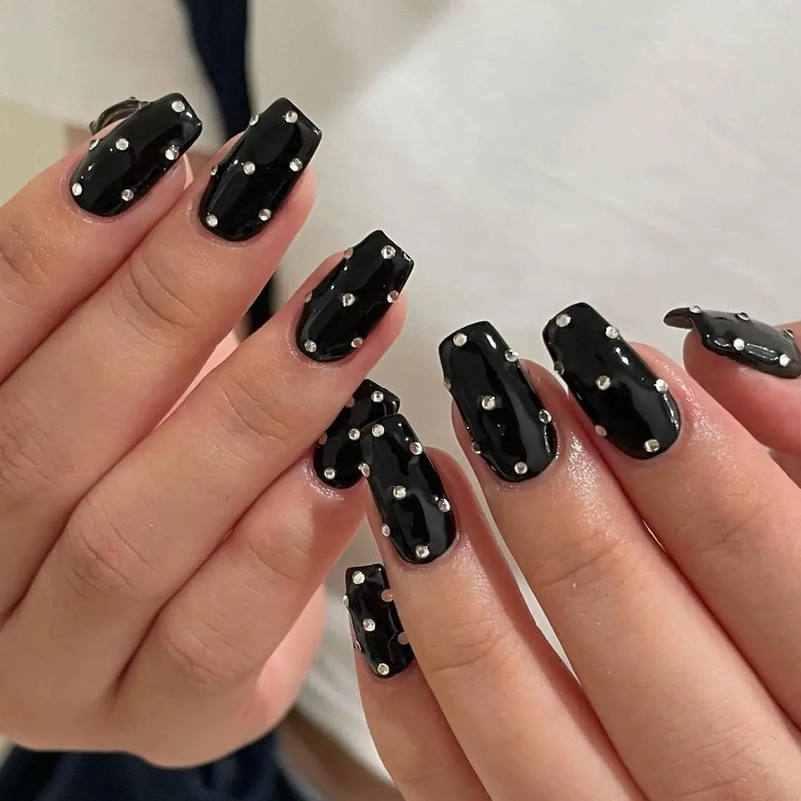 ネイル フレンチネイル ジェルネイル 韓国ネイル マグネットネイル 持ち込み ハンドネイル Royal nail_Mimiのネイルデザイン