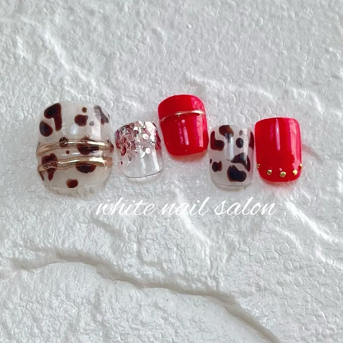 ネイル フットネイル ジェルネイル ハードジェル ラメ(グリッター) 持ち込み フットネイル white nail salonのネイルデザイン