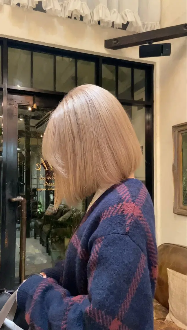 ロング カラー ブリーチ ブロンド ケアブリーチ ホワイトブロンド ダメージレス美容師 🌱水島侑理のヘアスタイル
