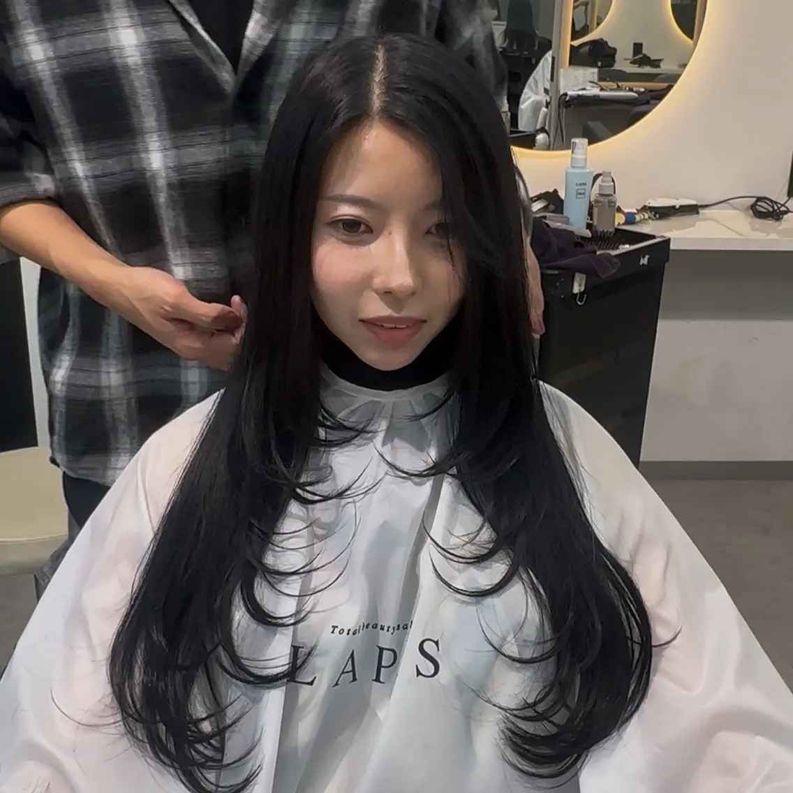 ロング 顔周りカット ハイレイヤー レイヤーカット カット トリートメント せいせい/エクステ /デザインカラー🌈のヘアスタイル