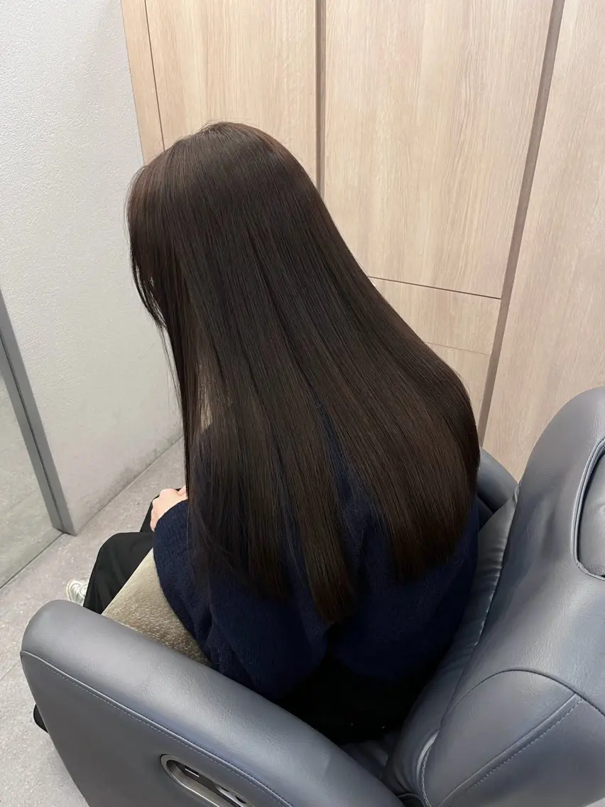 ロング Mi kuのヘアスタイル