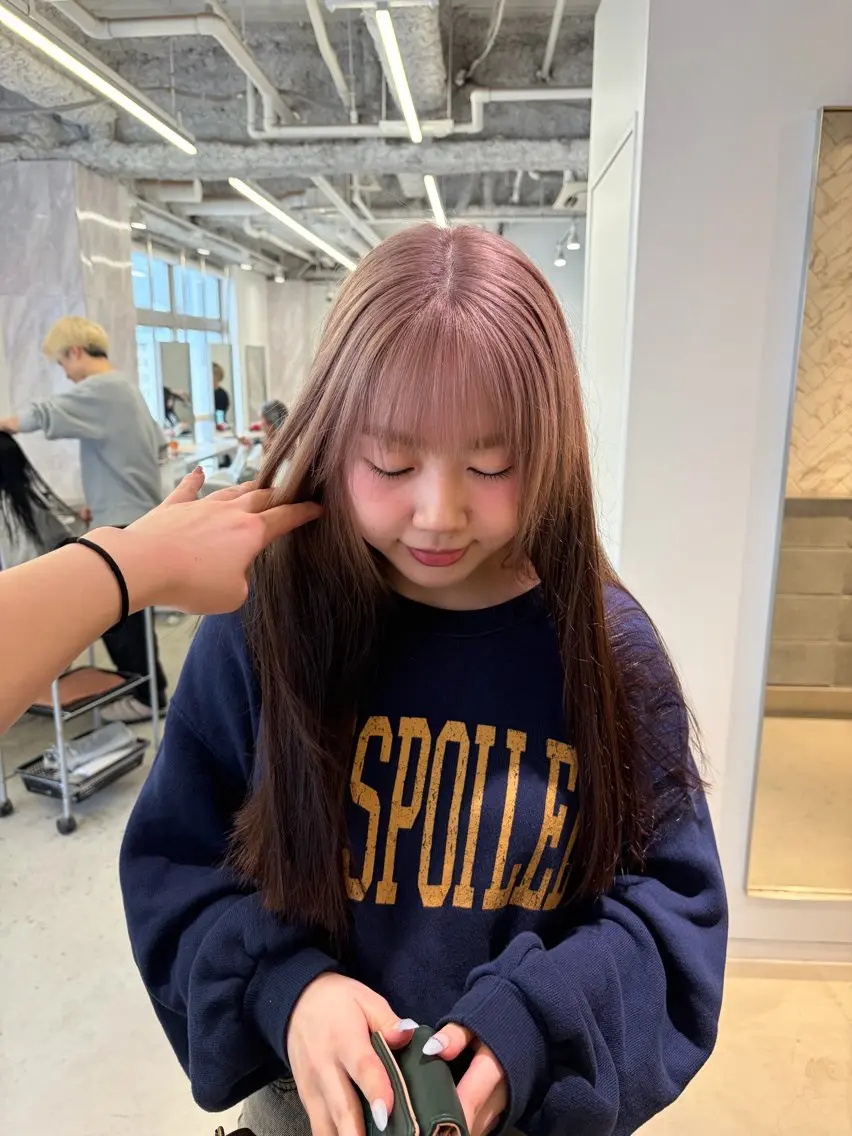 ロング カラー ヘアカラー トリートメント EIGHT ／SHU🩶のヘアスタイル