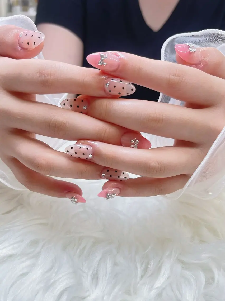 ネイル ハンドネイル LuCie Nailのネイルデザイン