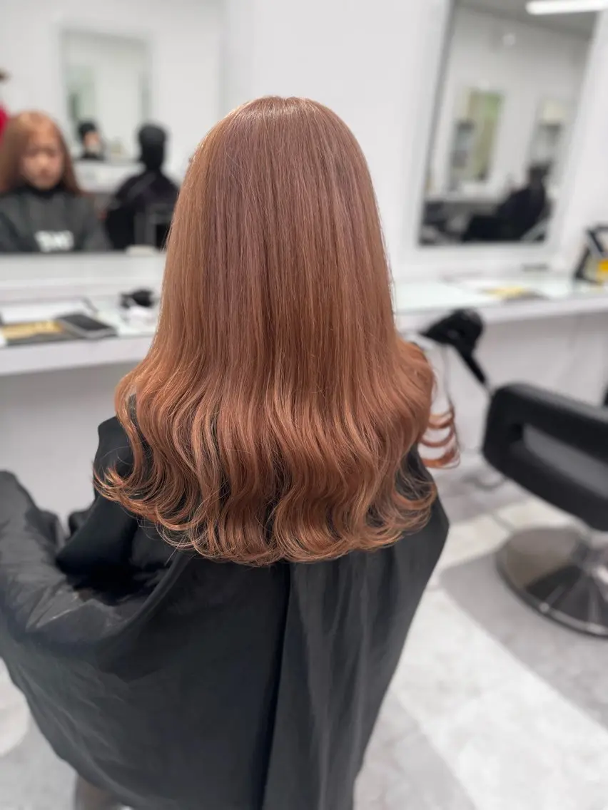 ロング カラー カット ヘアカラー トリートメント ヘッドスパ ヘアセット 透け上品ハイトーン 職人ゆうと🤍のヘアスタイル