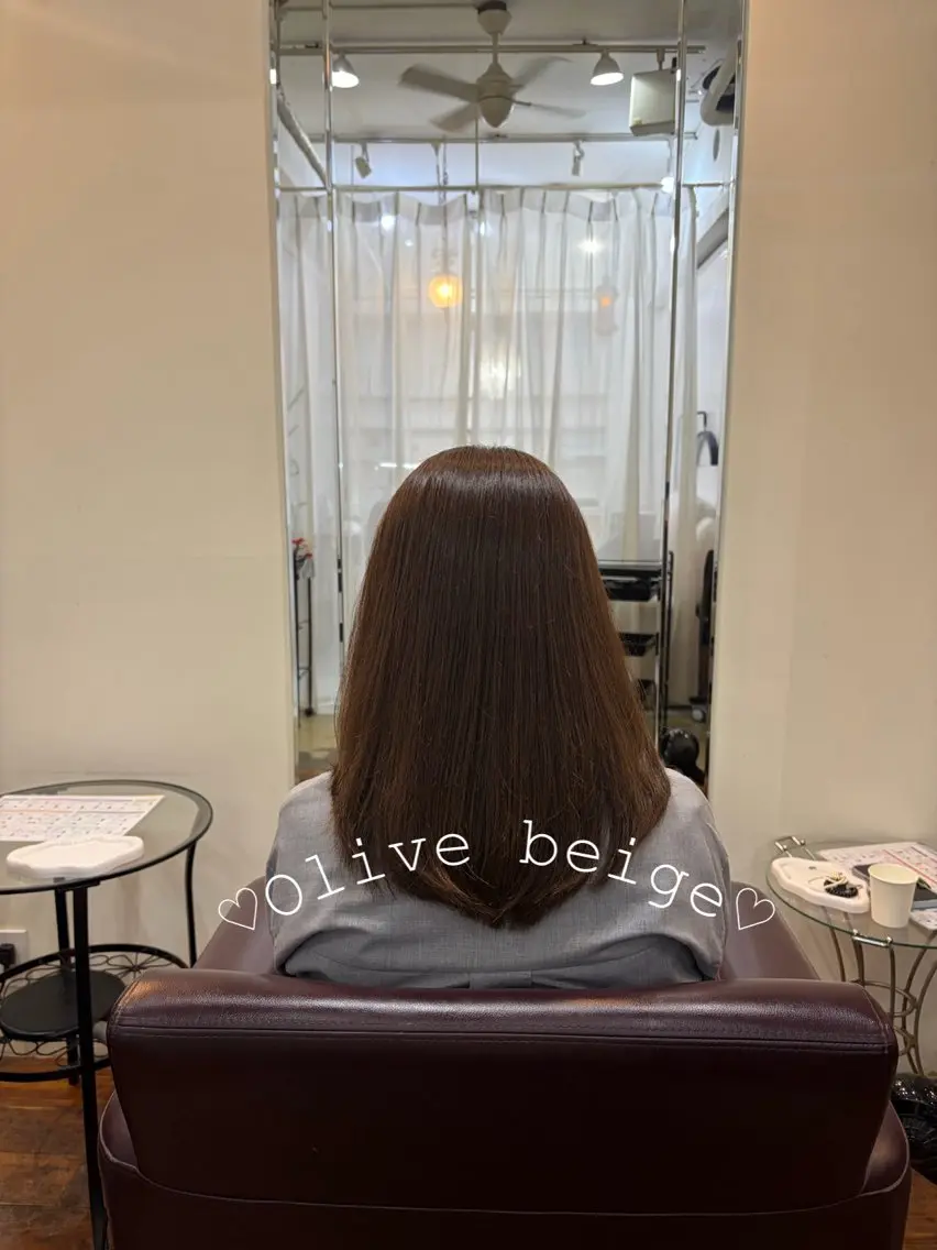 ミディアム カラー 黒髪 ケアカラー ダブルカラー カット ヘアカラー トリートメント 🍒桜井 優華🍒のヘアスタイル