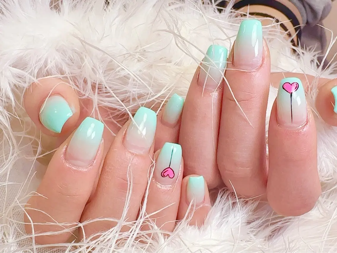 ネイル 成人式 長さ出し フットネイル フレンチネイル ジェルネイル ハンドネイル ハンドケア nail salon Feerieのネイルデザイン