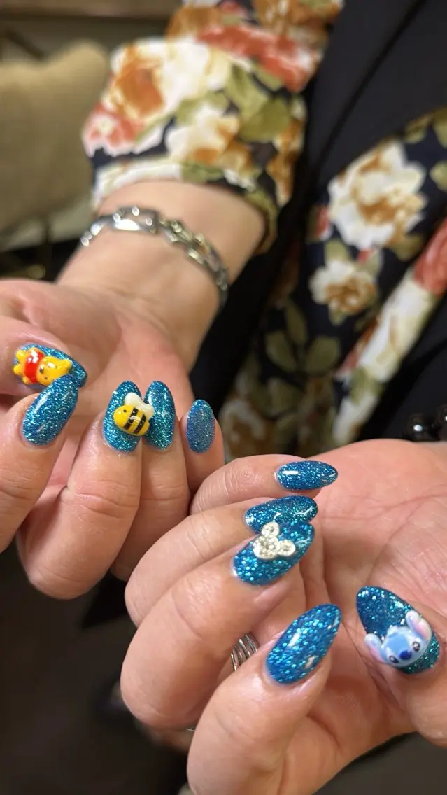 ネイル フラッシュネイル フラッシュマグ フットネイル フレンチネイル 韓国ネイル ハンドネイル SAKU nail 作島茜のネイルデザイン