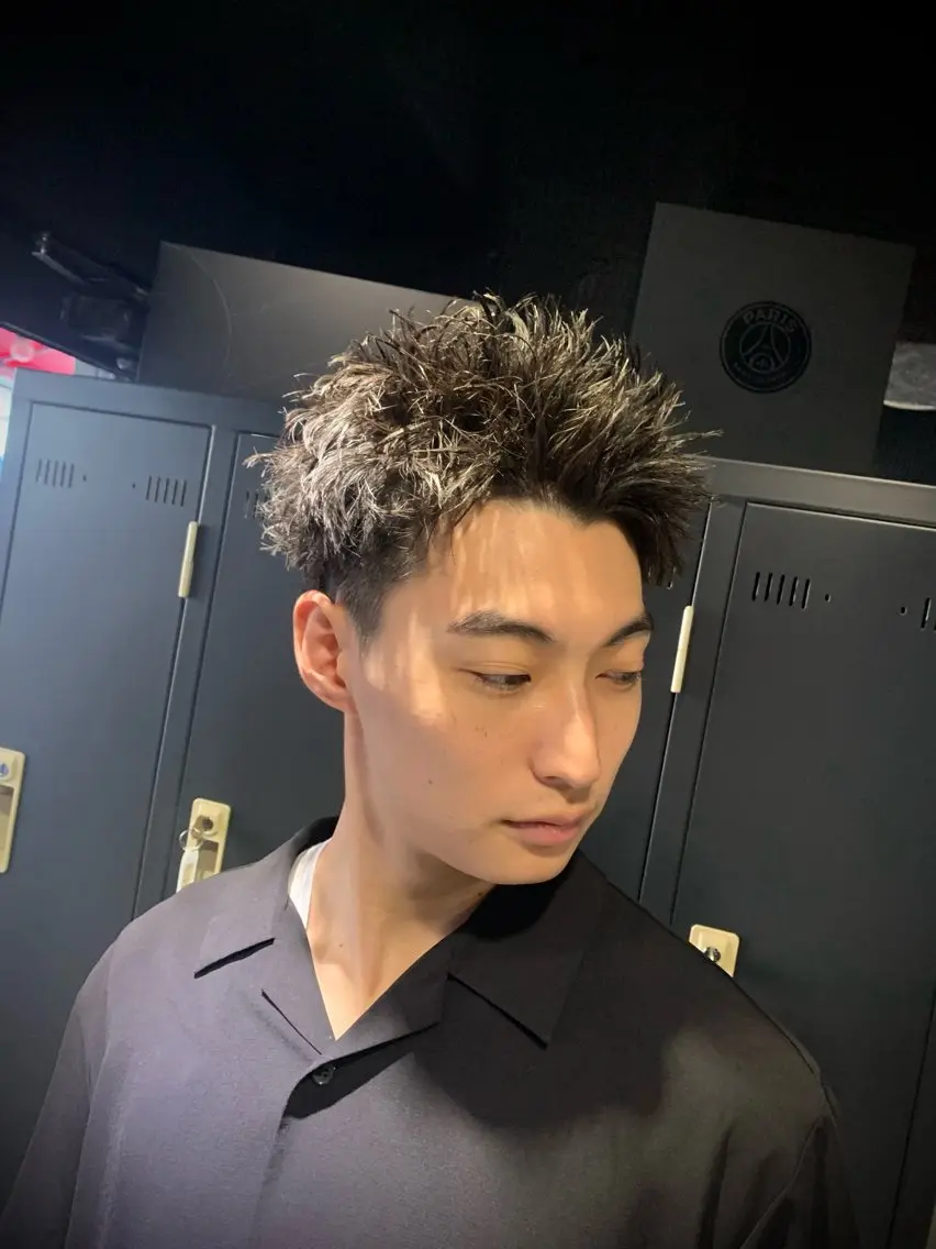 ショート メンズ スパイキーショート ショートヘア メンズパーマ/難波/ 心斎橋　室園亮佑のヘアスタイル