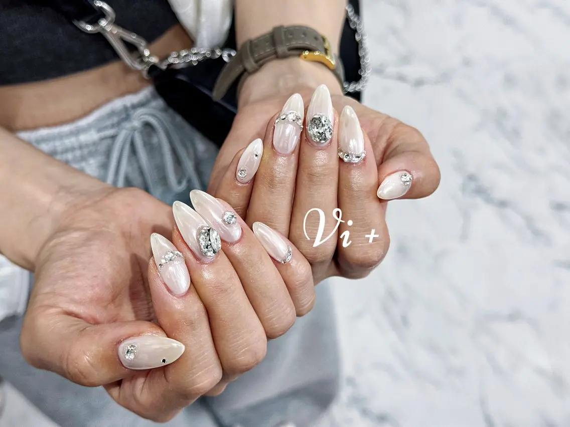 ネイル ハンドネイル ✨Nailsalon Vi+✨のネイルデザイン