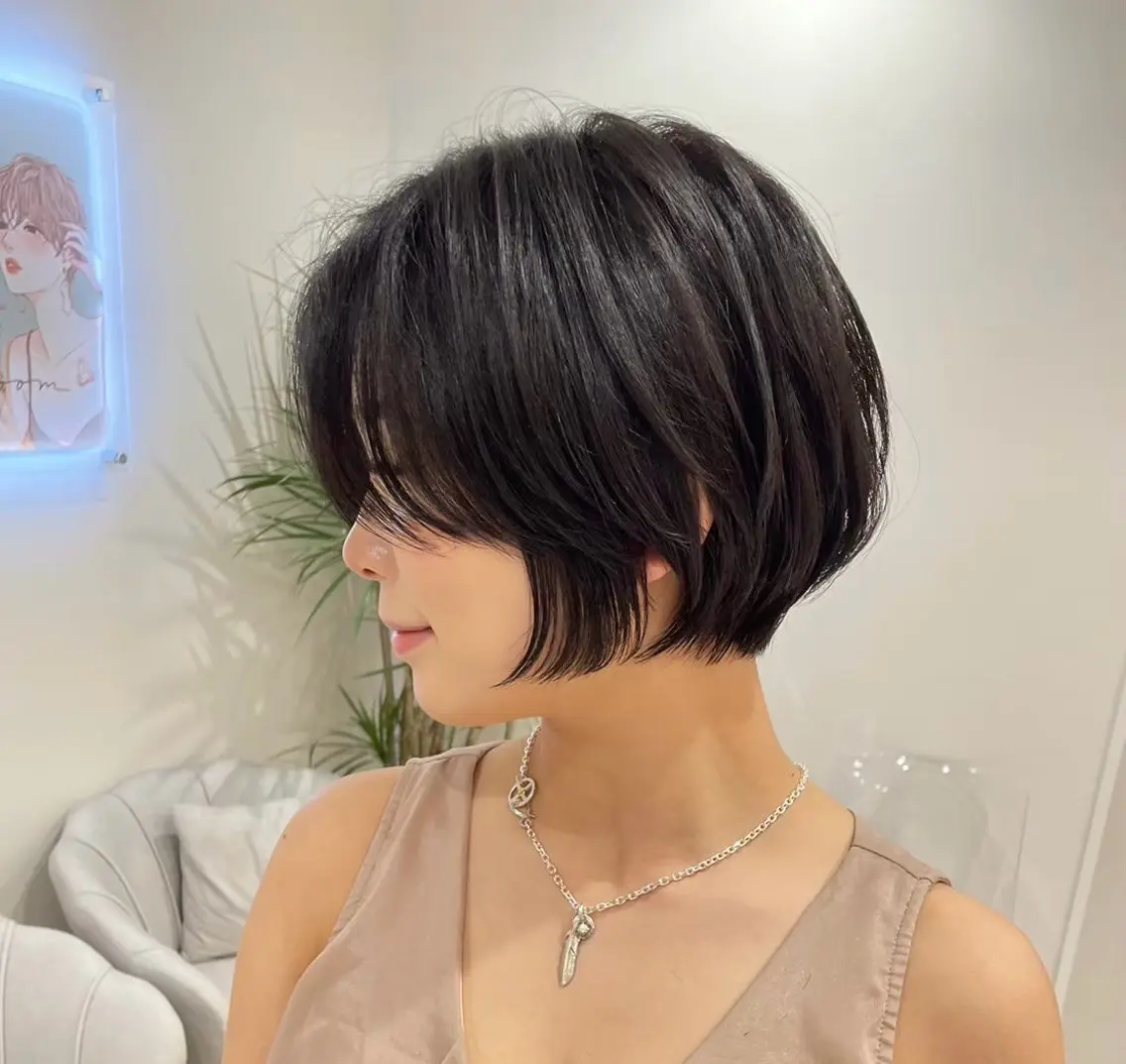 ショート カラー ショートボブ 丸みショート グレージュ ボブ 似合わせカット 《髪質改善✖️レイヤ ー🩶》ナオヤのヘアスタイル