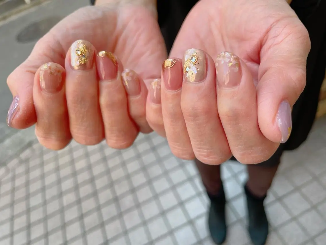 ネイル オーロラネイル 桜ネイル フラワーネイル フットネイル マグネットネイル nailroom OHANA🌴のネイルデザイン