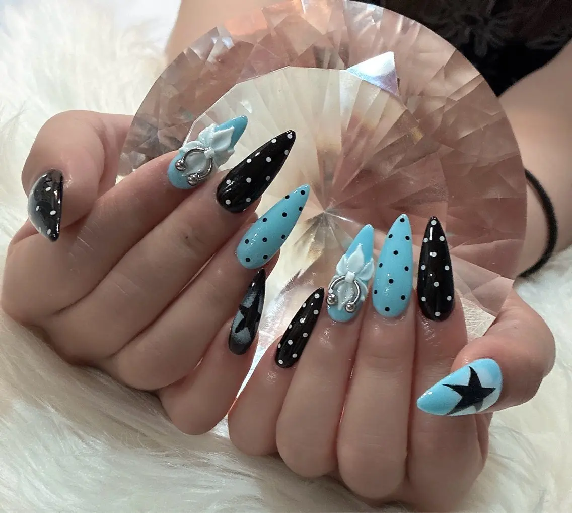 ネイル ハンドネイル LoaChaton kaeのネイルデザイン