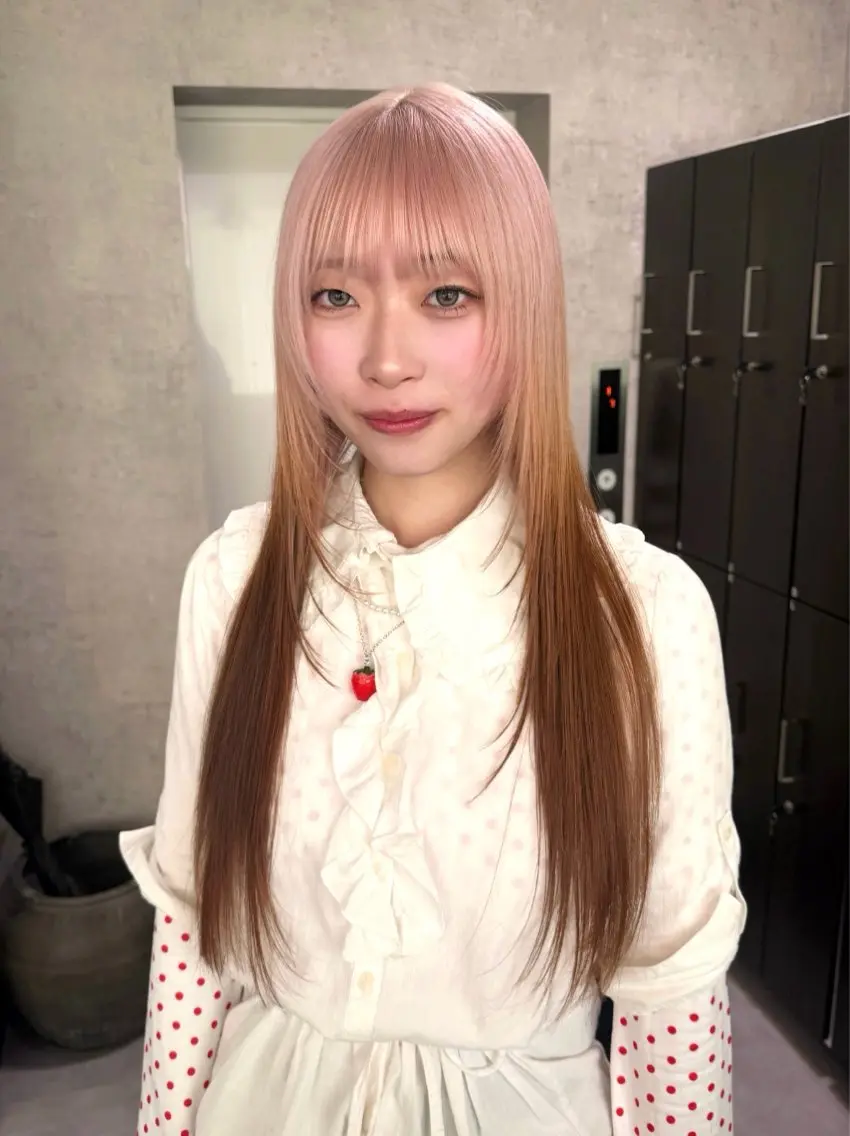 ロング カラー グラデーションカラー ハイトーンカラー |原宿|ハイトーン| 揺のヘアスタイル