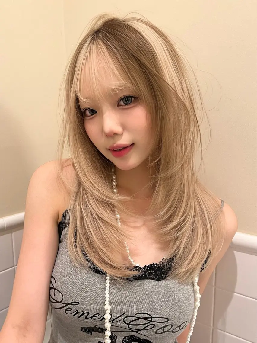 ロング カラー カット ヘアカラー トリートメント 抜きっぱなしブロンド /ハイトーン/カナタのヘアスタイル