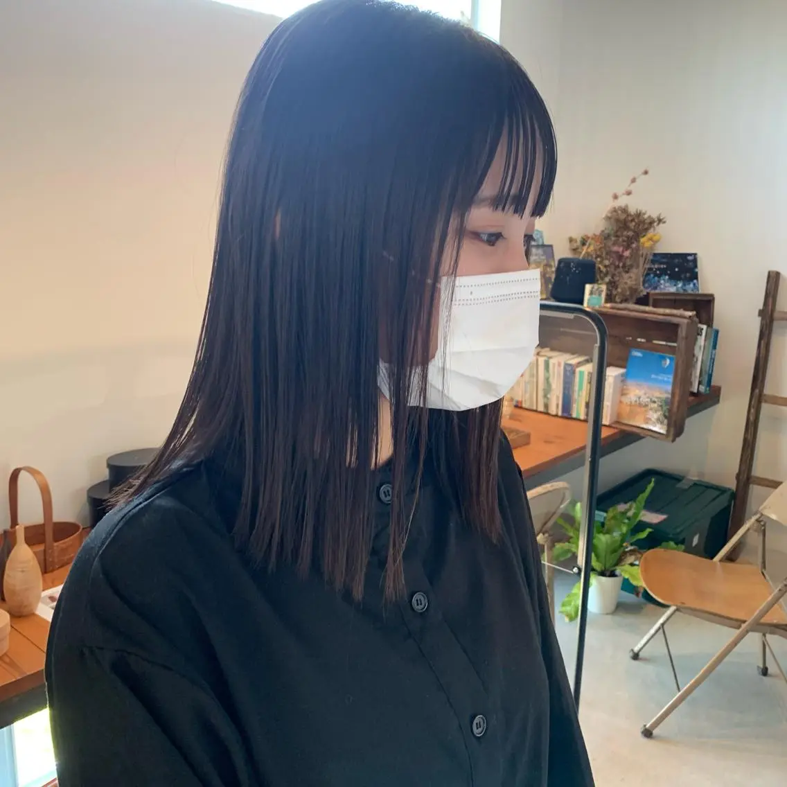 ミディアム 綿貫 美雪のヘアスタイル