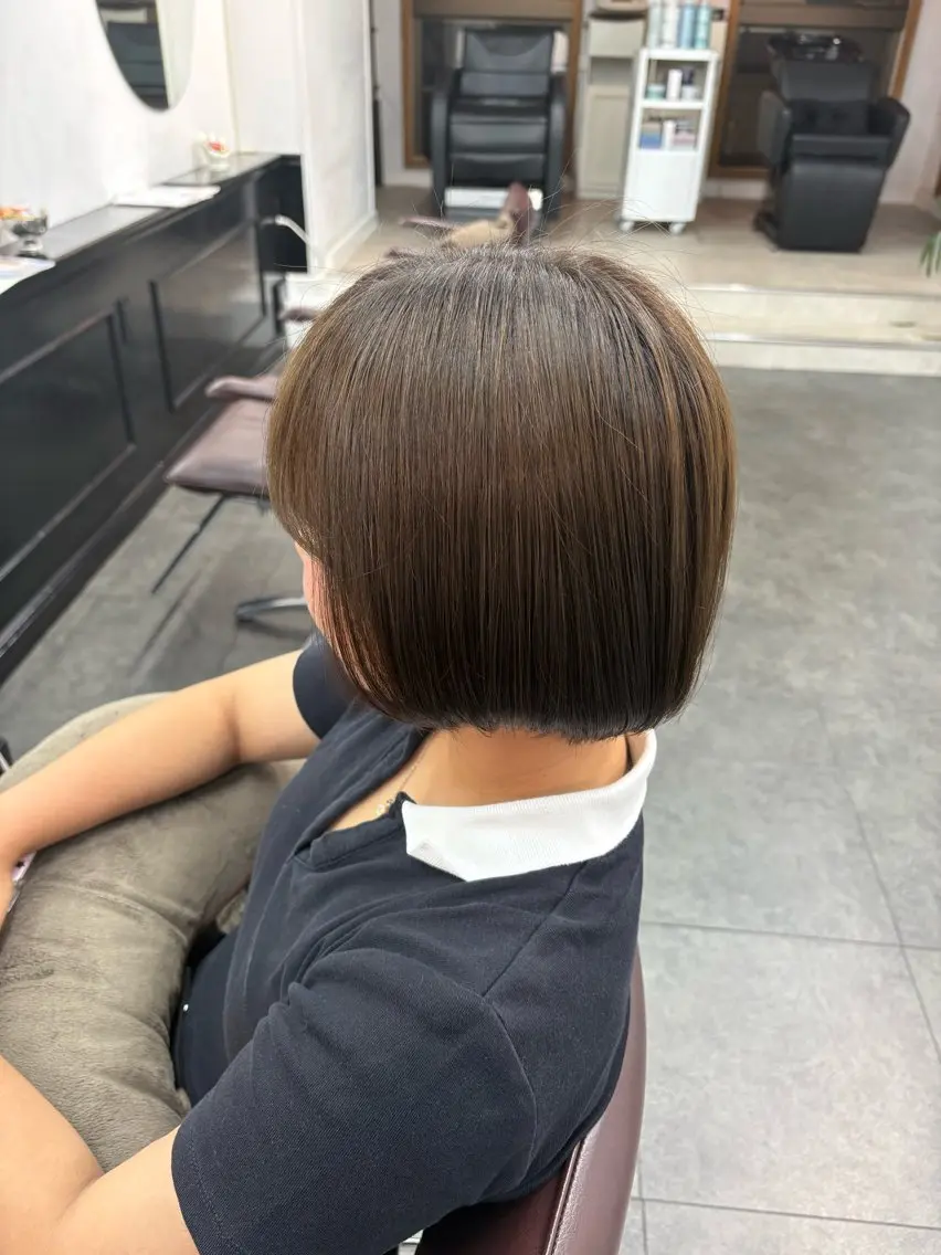 ショート カラー ヘアカラー トリートメント 💖透明感カラー💖 美優のヘアスタイル