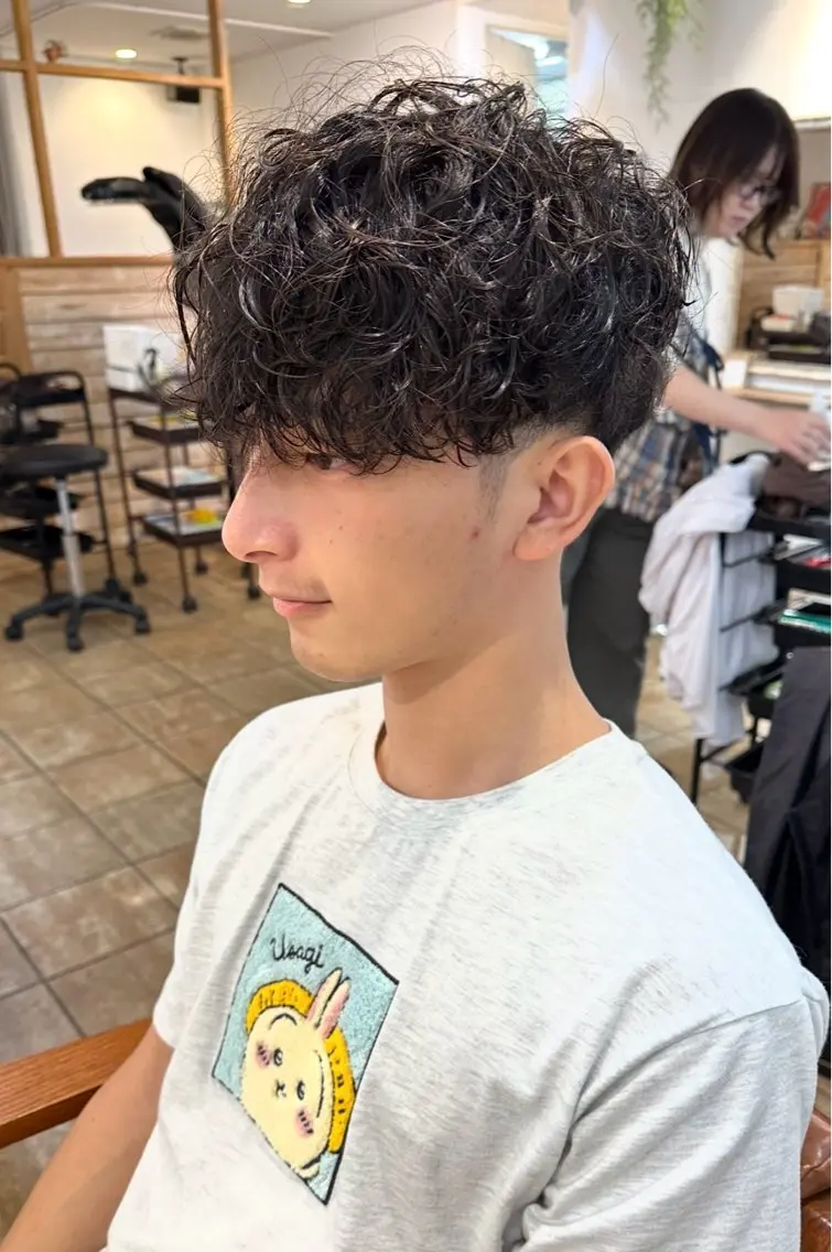 パーマ メンズ メンズパーマ スパイラルパーマ 渋谷 メンズヘア⭐️ タニグチヨシユキのヘアスタイル