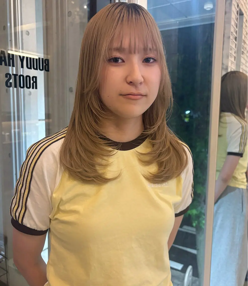 セミロング abe yuikaのヘアスタイル