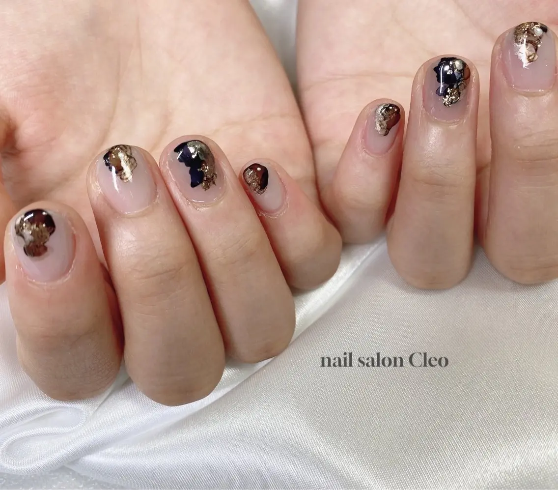 ネイル アートネイル キラキラネイル ニュアンスネイル Cleo クレオのネイルデザイン