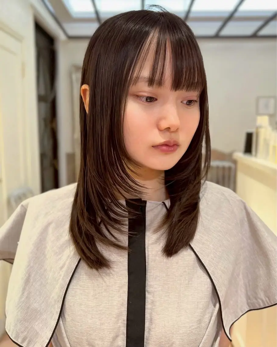 ミディアム くびれヘア 顔まわりレイヤー 顔周りカット 韓国風ヘア レイヤーカット 似合わせカット🎀 𝑵𝒐𝒏𝒐🎀のヘアスタイル