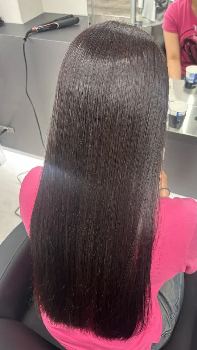 カラー ヘアカラー 白石 彩音のヘアスタイル