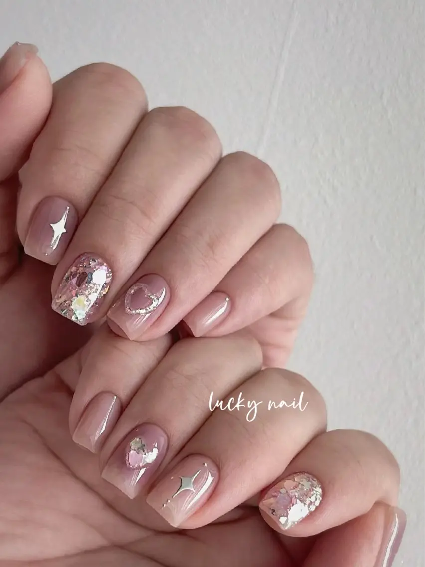 ネイル チークネイル 長さ出し ジェルネイル マグネットネイル 持ち込み ハンドネイル ハンドケア Lucky nail 小林和希のネイルデザイン