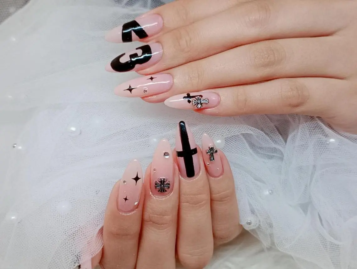 ネイル ハンドネイル ハンドケア The Nail💗 PIPIのネイルデザイン