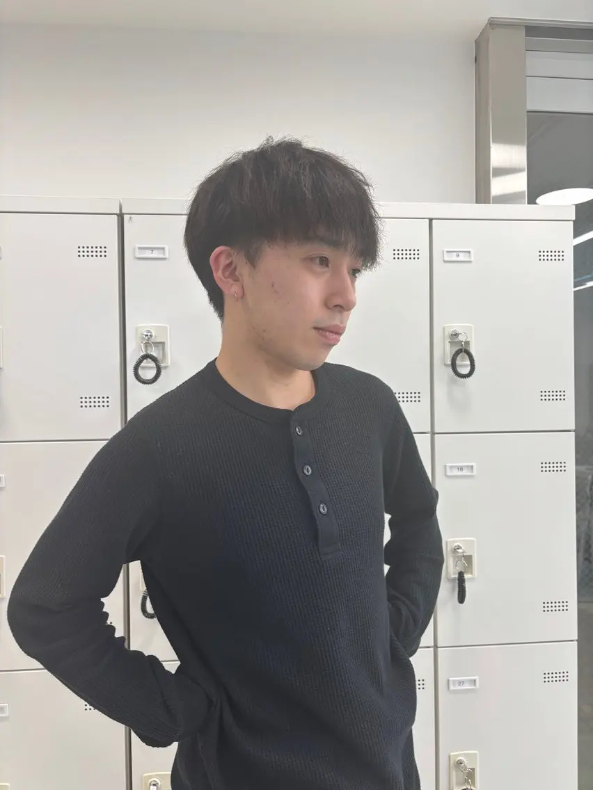 メンズ カット トリートメント ヘッドスパ ヘアセット 顔まわりレイヤー/諒 オリーブカラー/天神のヘアスタイル