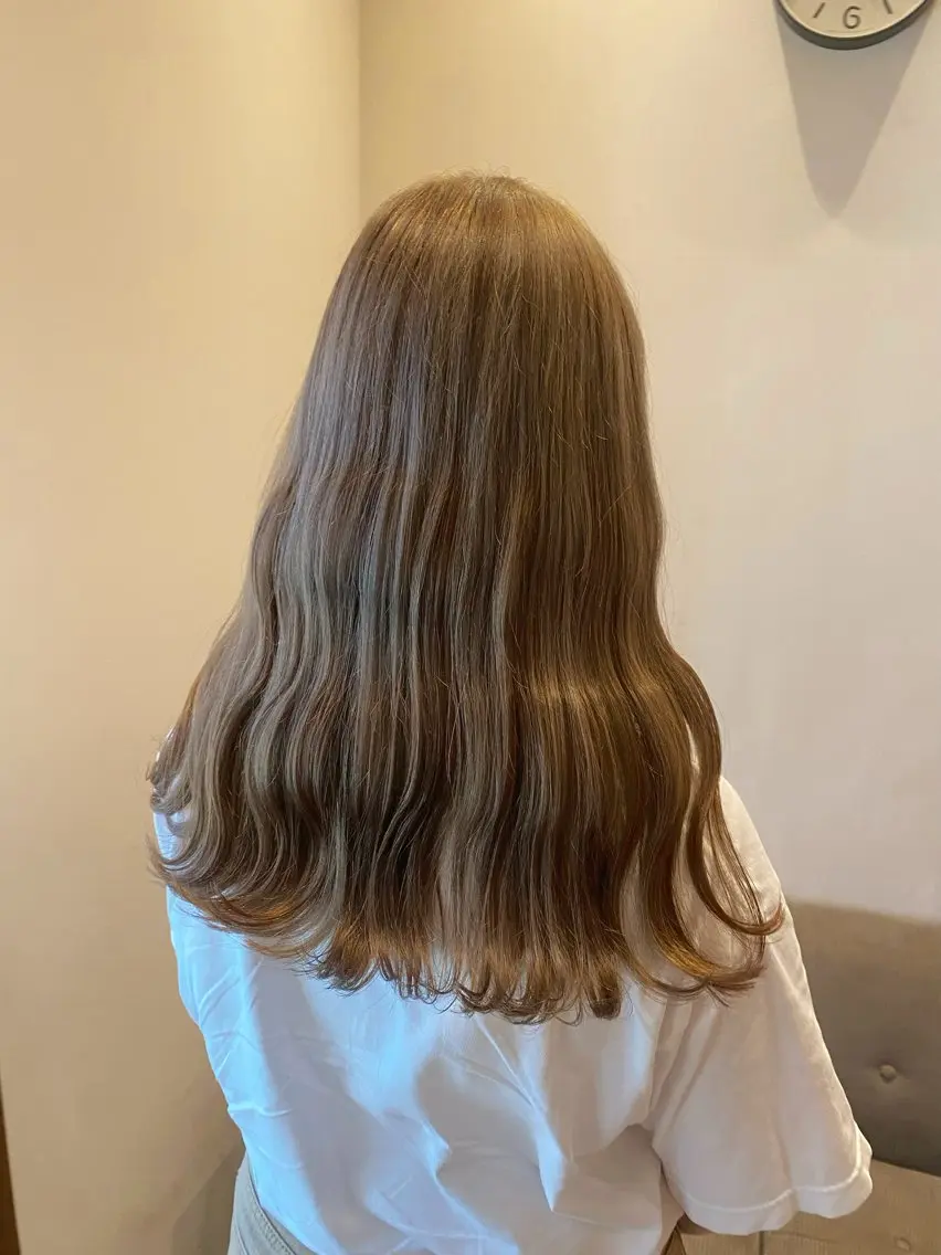 ロング カラー カット ヘアカラー トリートメント ENIF ヤマグチアツコのヘアスタイル