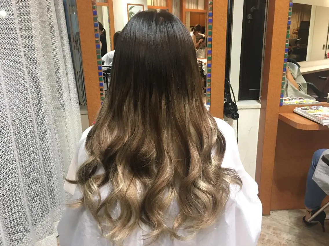 ロング カラー 編み込みエクステ グラデーションカラー エクステ リピート指名no.1 /ruiのヘアスタイル