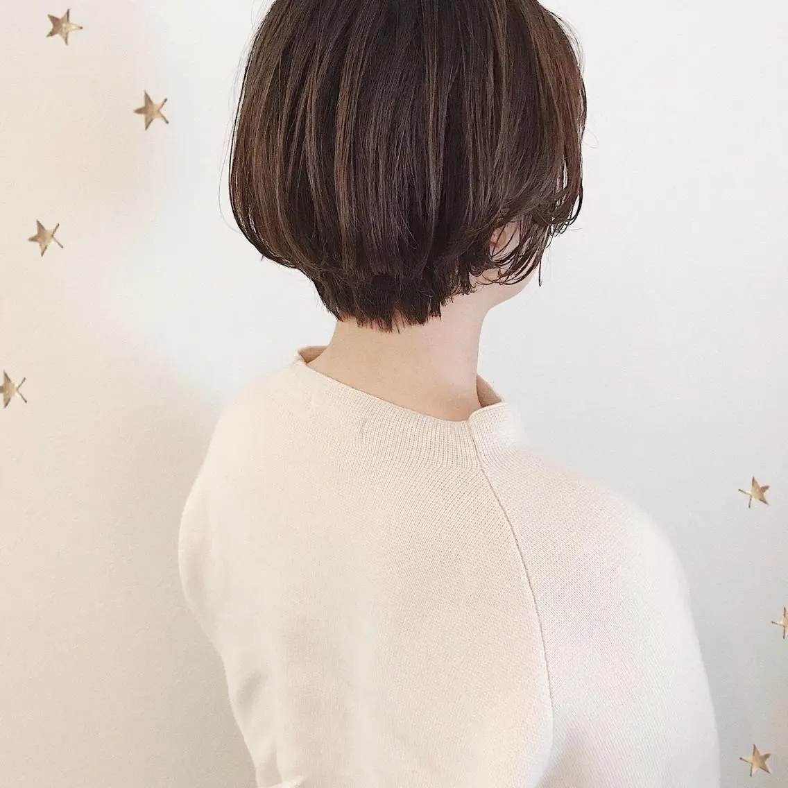 ショート カラー カット ヘアカラー 市川 千夏のヘアスタイル
