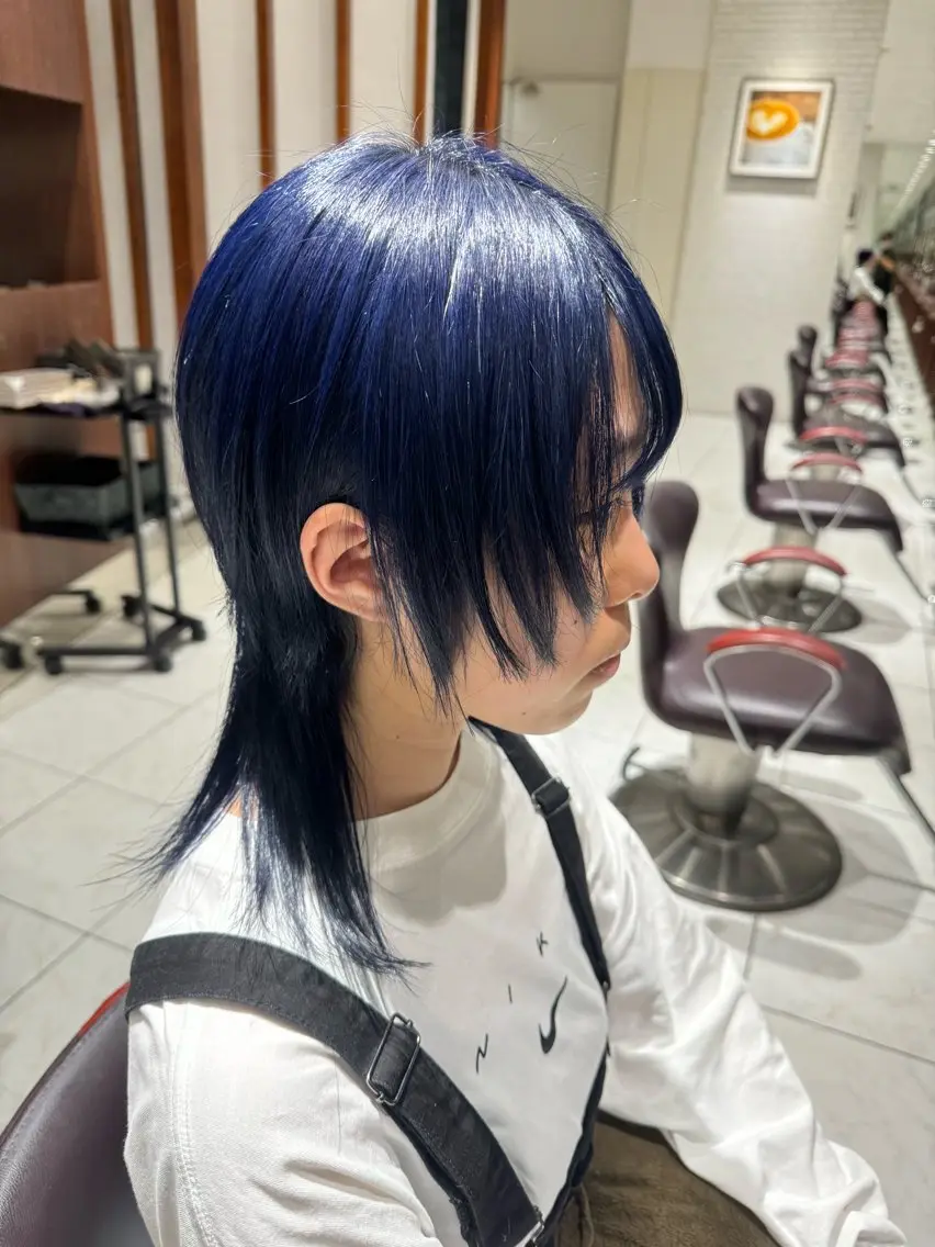 カラー ブルーカラー ネイビーカラー AMITYメンズ特化 ASUMIのヘアスタイル