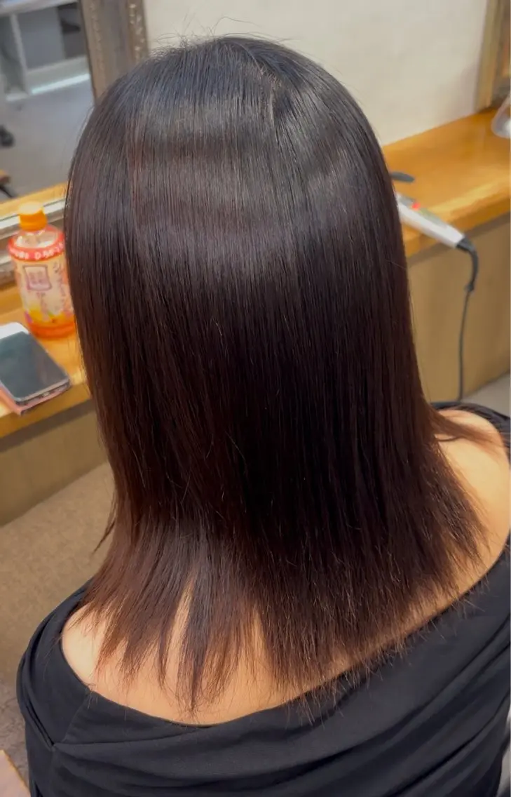 ミディアム 縮毛矯正 風愛🩵ボブ 🩵ハイトーン🩵のヘアスタイル