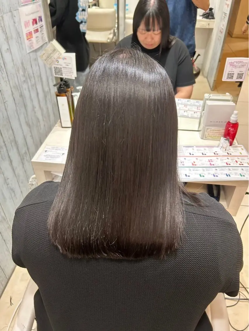 セミロング Refuge by produceのヘアスタイル