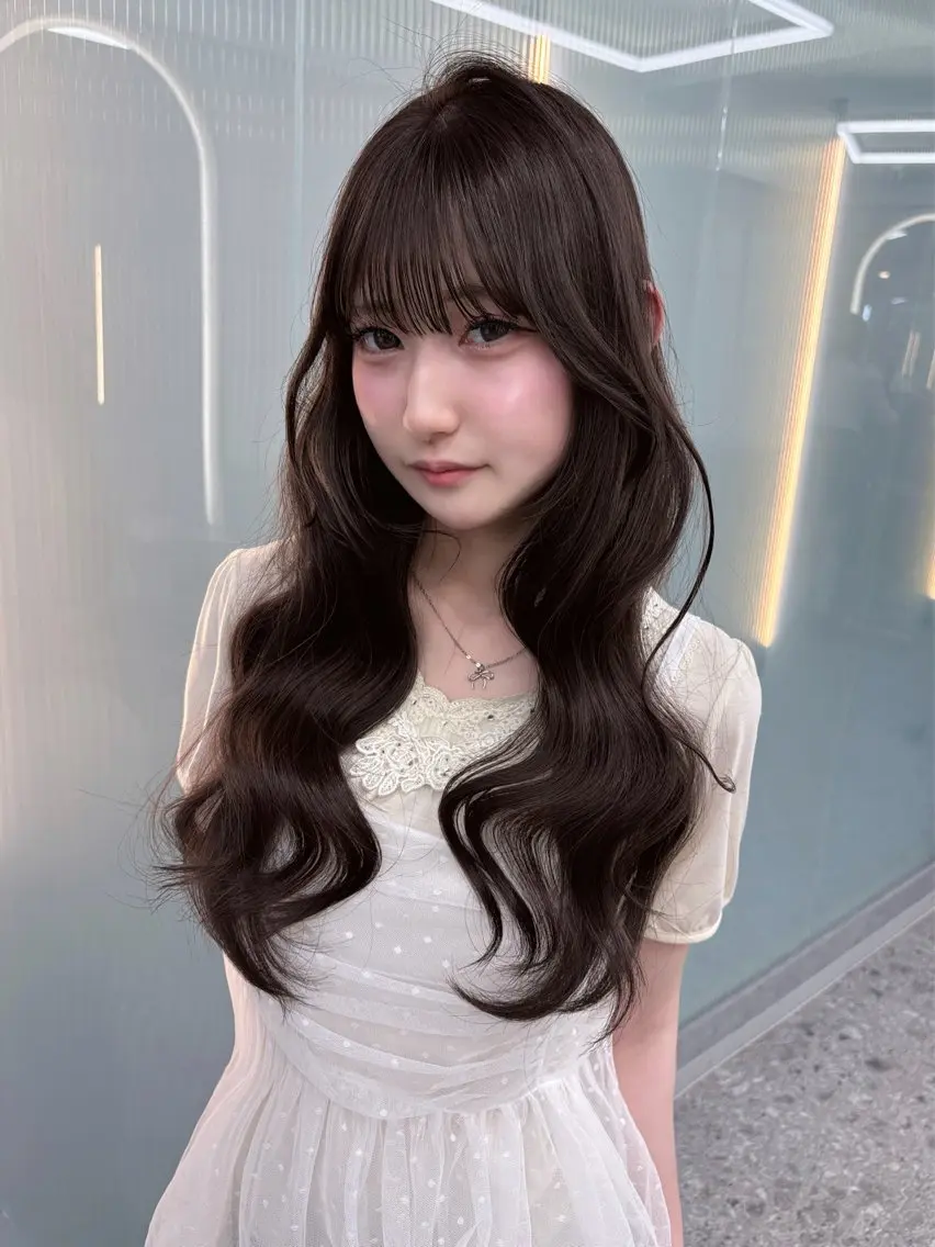 ロング 楠田 美空のヘアスタイル