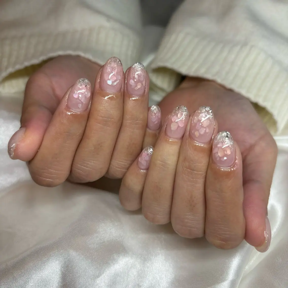 ネイル 長さ出し 卒業式 キラキラネイル ロングネイル 持ち込み happiness nailのネイルデザイン