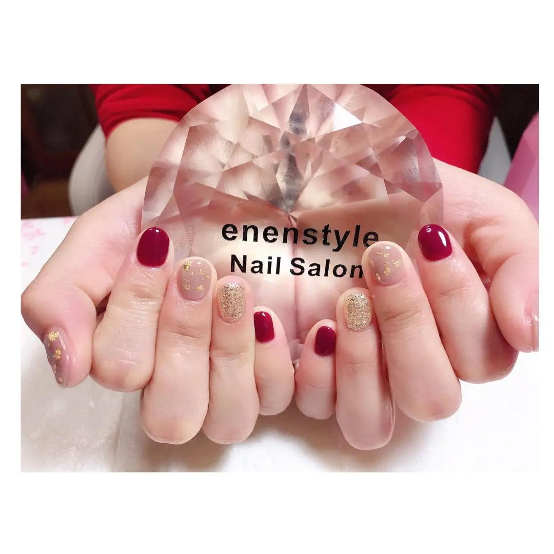 ショート ネイル ジェルネイル ニュアンスネイル オフィスネイル シンプルネイル 🐾enen style 🐾のネイルデザイン